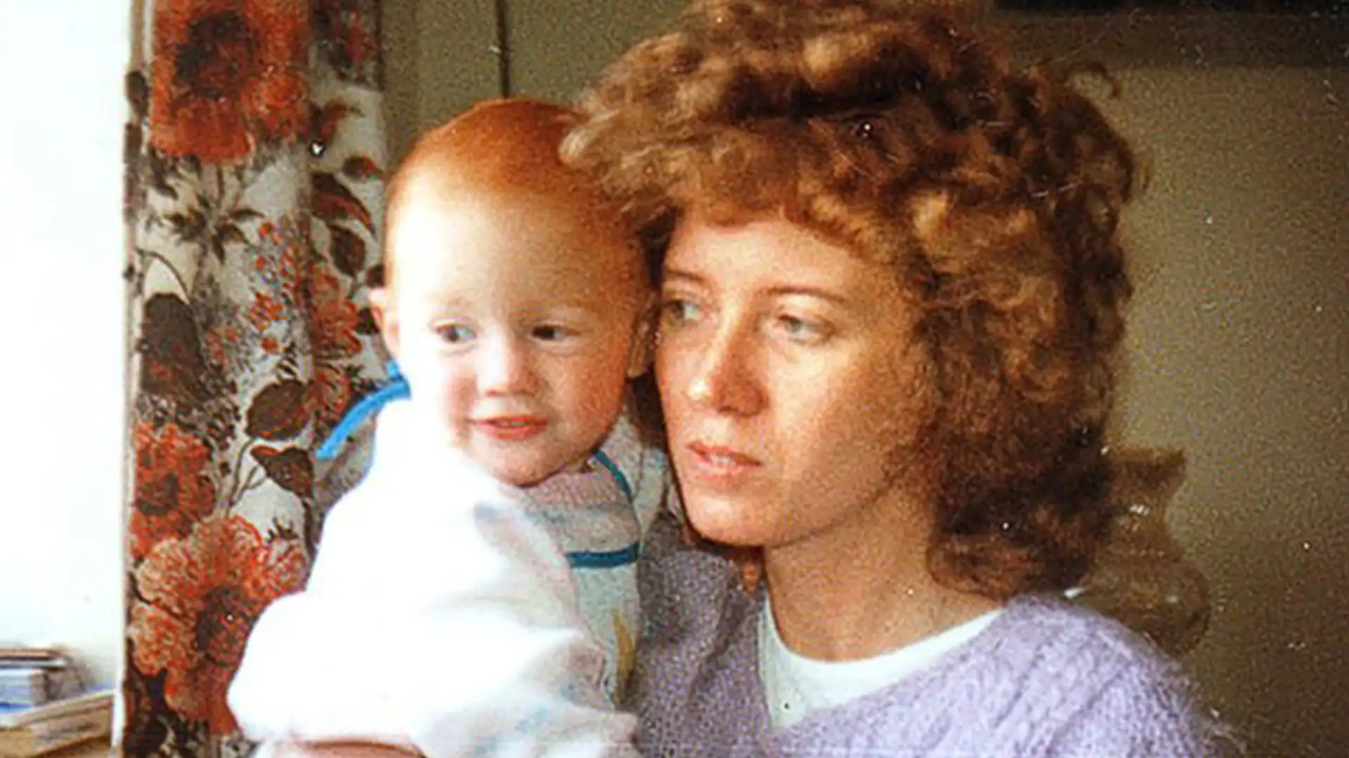 Shona Stevens with her infant daughter Candice on the left